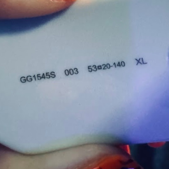 Gucci GG - Grey Oversized Sunnies - Picture 2 of 4